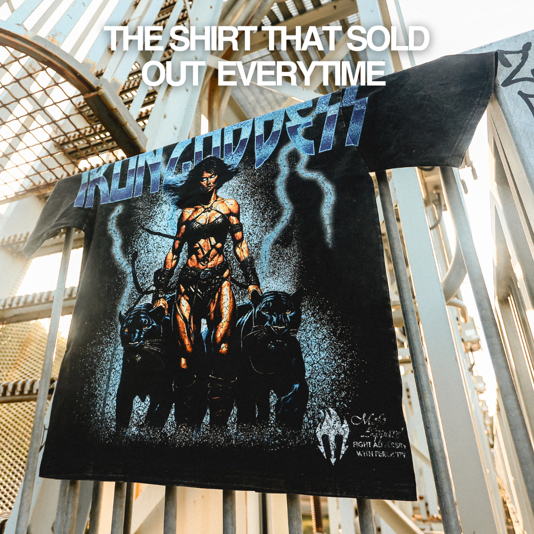 "IRON GODDESS" GIANT print Oversized Tee