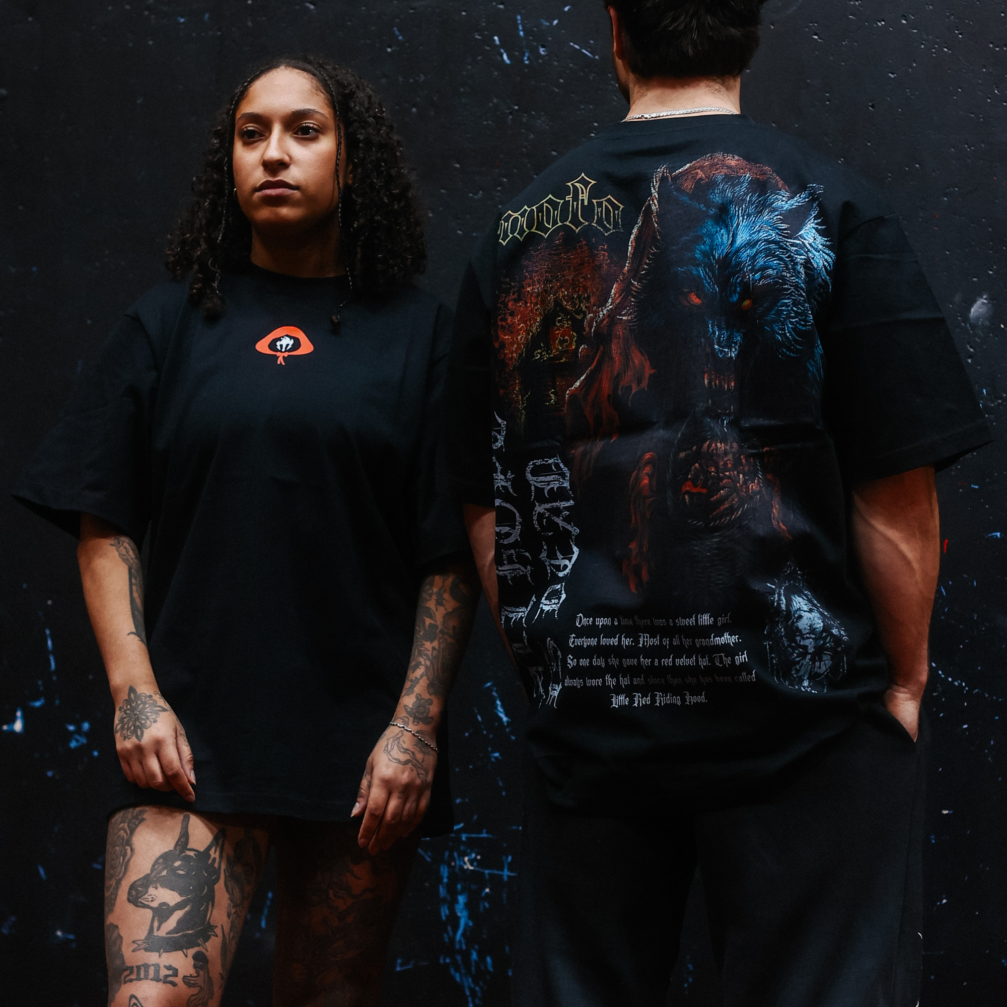 "The Red Hunt" Oversized Tee